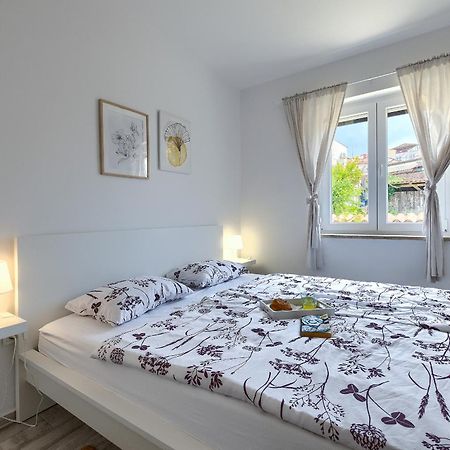 Apartment Easy Medulin Exterior foto